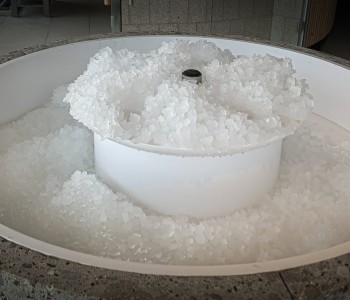 feu glace sauna groupe bodenkirchen fontaine de glace refroidissement photo6