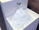 fuente de hielo referencia corian instalación planta construcción foto