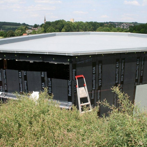 bild10 sauna house kelosauna signage insulation old wood rustic building complex wellness kaiser therme bad abbach fire ice sauna group