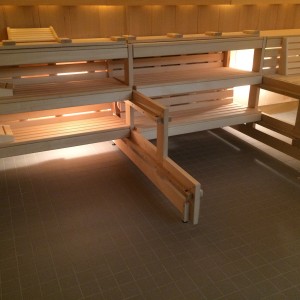 Photo16 Sauna Finnish Saunabank Bank Последни почистващи сгъваеми сауна светло осветление Уелнес Сграда растение Bau Naubad Langenau Fire Ice Sauna Group Photo16 Sauna Finnish Saunabank Bank Последни почистващи сгъваеми сауна светло осветление Уелнес Сграда растение Bau Naubad Langenau Fire Ice Sauna Group