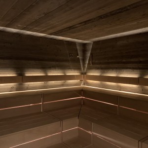 bild72 sauna modern altholz rustikal beleuchtung licht banklatten bank wellness anlagen bau freizeitbad nautiland wuerzburg fire ice sauna group bild72 sauna modern altholz rustikal beleuchtung licht banklatten bank wellness anlagen bau freizeitbad nautiland wuerzburg fire ice sauna group