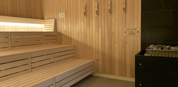 bild73 sauna oven kw lighting wood panel bench slats benches facility wellness park pool laupheim fire ice sauna group bild73 sauna oven kw lighting wood panel bench slats benches facility wellness park pool laupheim fire ice sauna group