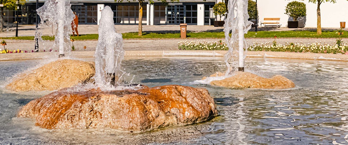 ogień-lodowa-sauna-grupa bodenkirchen systemy fontann wellness u relaxe zjeżdżalnia -top